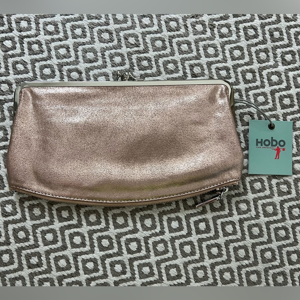 Hobo International Mavis Wallet/Clutch. NWT. Light Pink Shimmer.